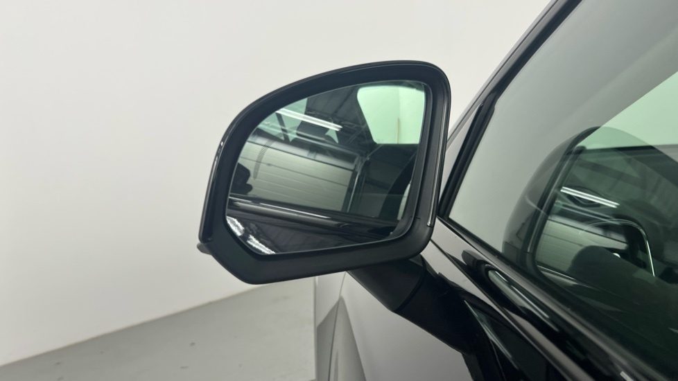 Volvo XC40 B4 P Plus Dark Park Camera, Heated Seats, Apple  #43