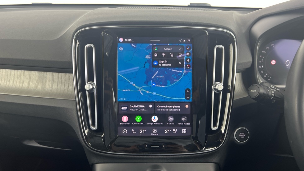 Volvo XC40 B4 P Plus Dark Park Camera, Heated Seats, Apple  #18