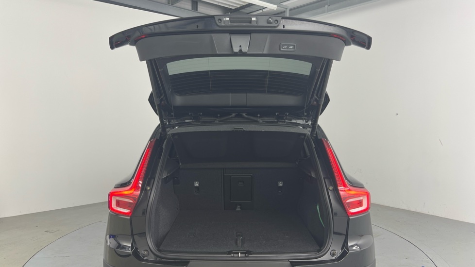 Volvo XC40 B4 P Plus Dark Park Camera, Heated Seats, Apple  #13