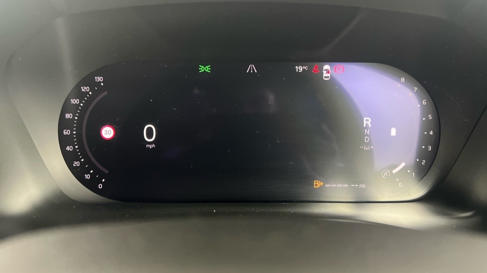 Volvo XC40 B4 P Plus Dark Park Camera, Heated Seats, Apple  #11