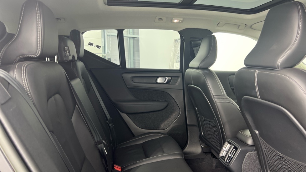 Volvo XC40 2.0 B4p Ultimate Dark Black #6