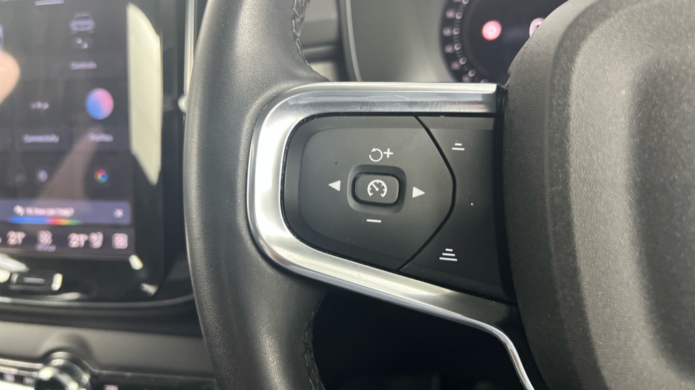 Volvo XC40 B4 P Plus Dark Park Camera, Heated Seats, Apple  #21