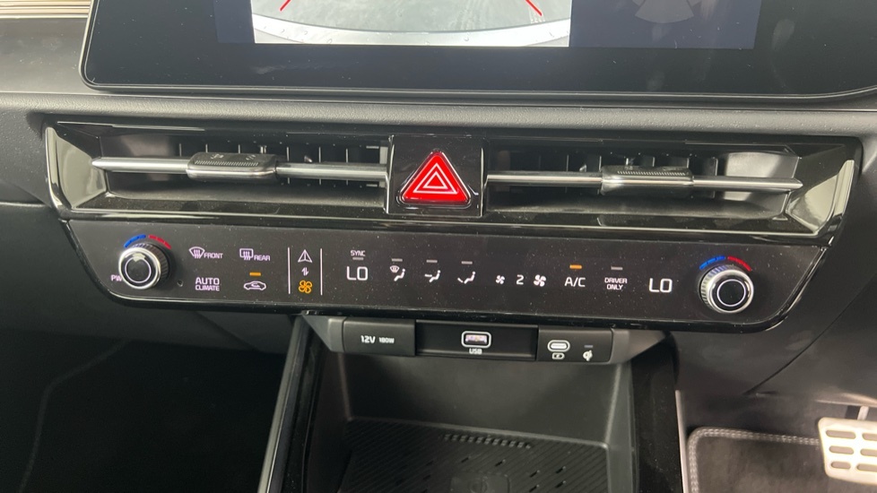 Kia Niro 1.6 Gdi 136 Hybrid Aspire Dct Red #25