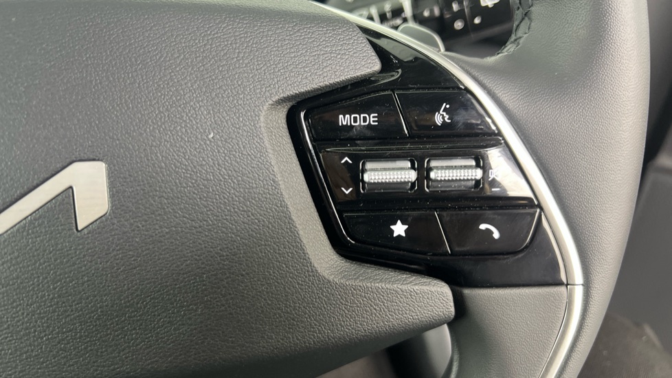Kia Niro 1.6 Gdi 136 Hybrid Aspire Dct Red #36