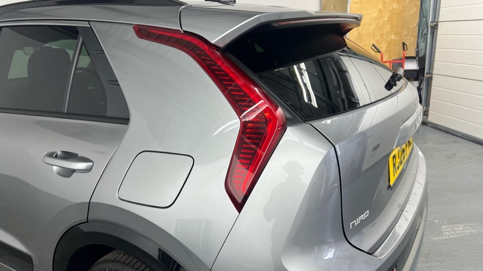 Kia Niro 1.6 Gdi 136 Hybrid Aspire Dct Red #65