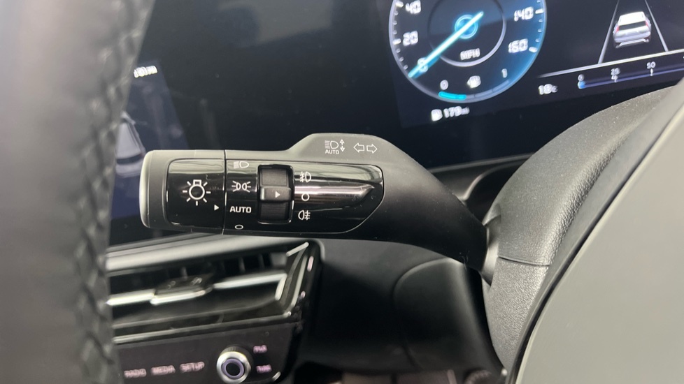 Kia Niro 1.6 Gdi 136 Hybrid Aspire Dct Red #38