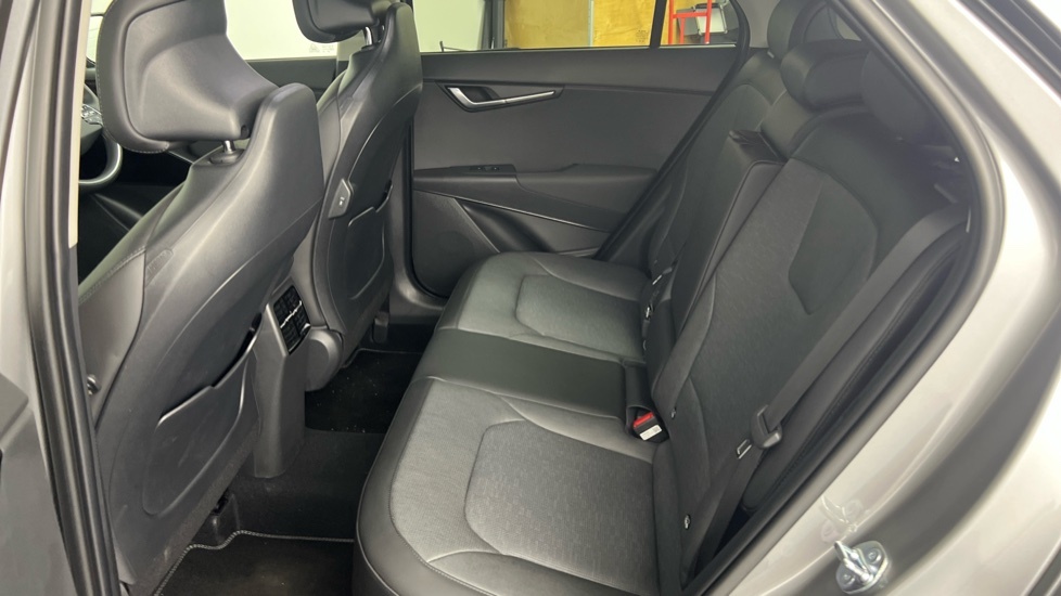 Kia Niro 1.6 Gdi 136 Hybrid Aspire Dct Red #10