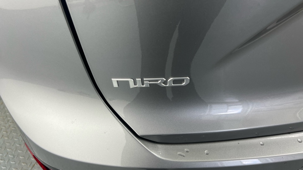 Kia Niro 1.6 Gdi 136 Hybrid Aspire Dct Red #66