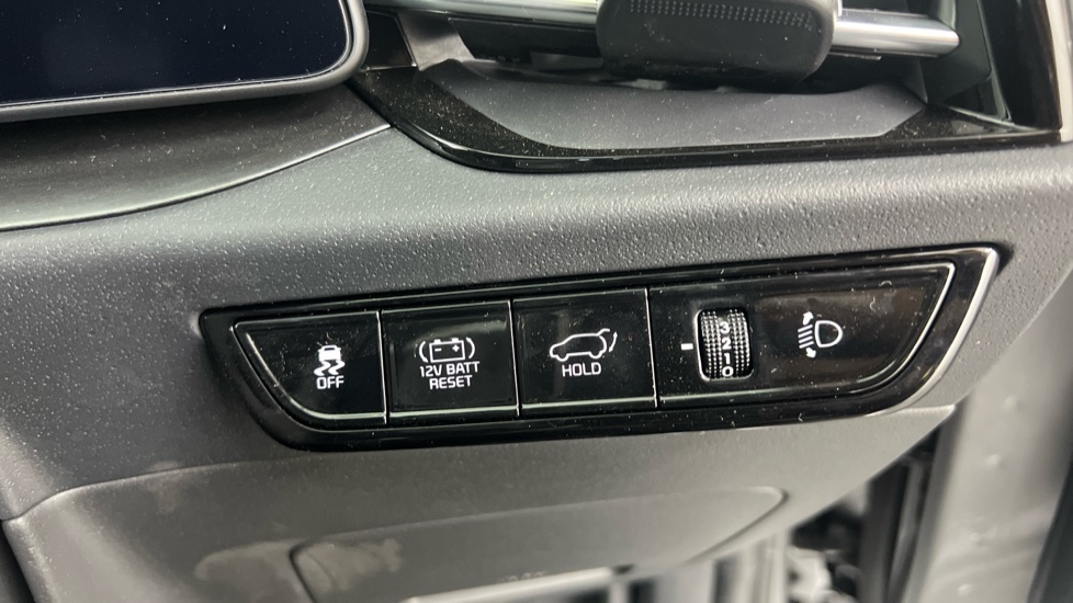 Kia Niro 1.6 Gdi 136 Hybrid Aspire Dct Red #40