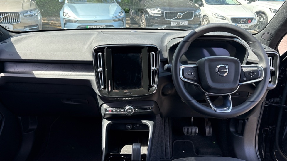 Volvo EX40 Plus, Single Motor Extended Range, Black #5
