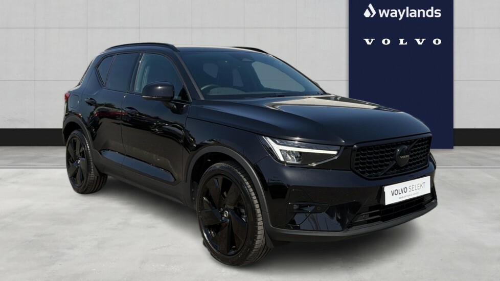 Volvo XC40 Black Edition Plus, B3 Mild Hybrid, Black