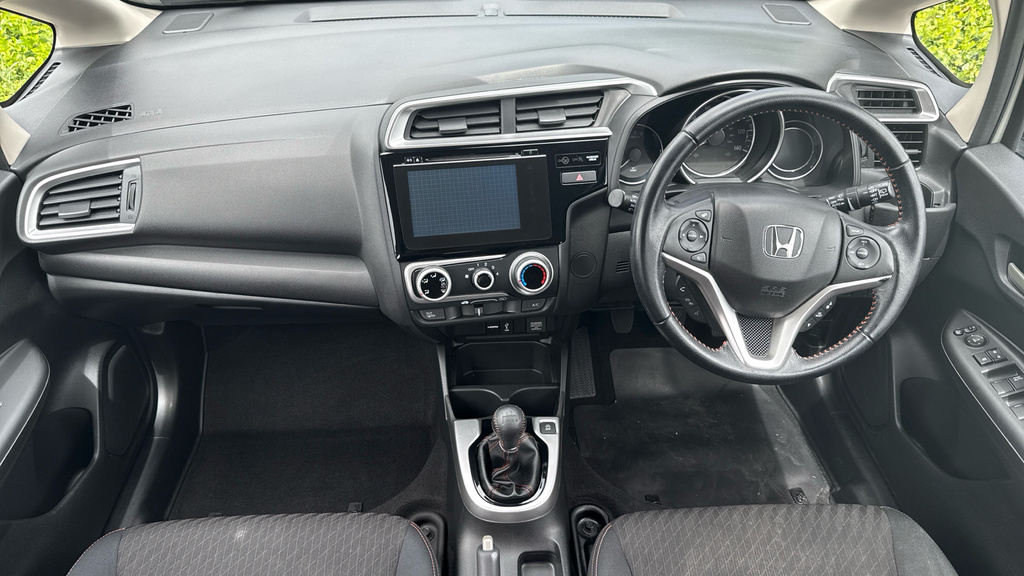 Honda Jazz Honda Jazz Hatchback 1.5 I-vtec Sport White #4