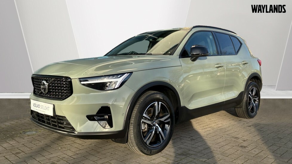 Volvo XC40 Plus, B4 Mild Hybrid, Dark Green #6