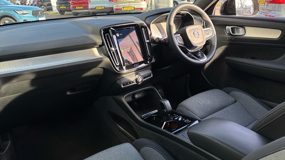 Volvo XC40 Plus, B4 Mild Hybrid, Dark Green #4