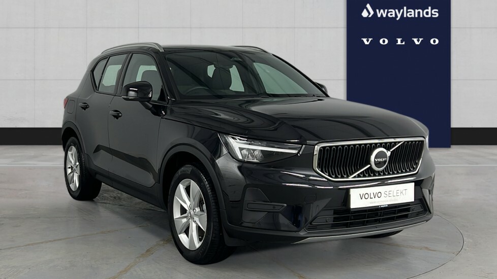 Volvo XC40 Core, B3 Mild Hybrid, Black