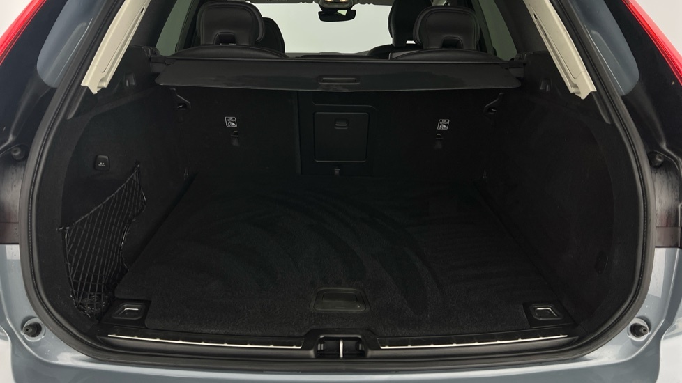 Volvo XC60 Plus, B4 Mild Hybrid, Dark Grey #5