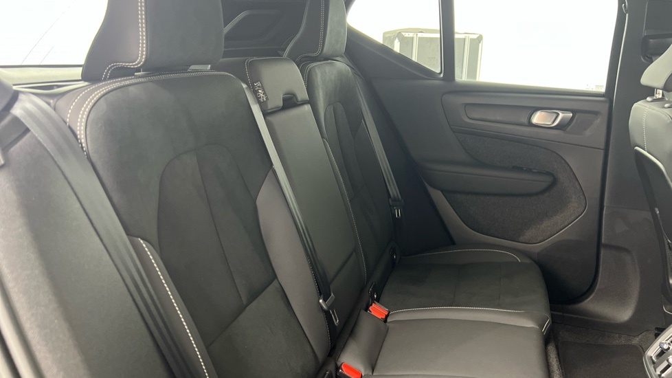 Volvo XC40 B4 Black Edition Plus, Mild Hybrid, RO75LVX Black #6