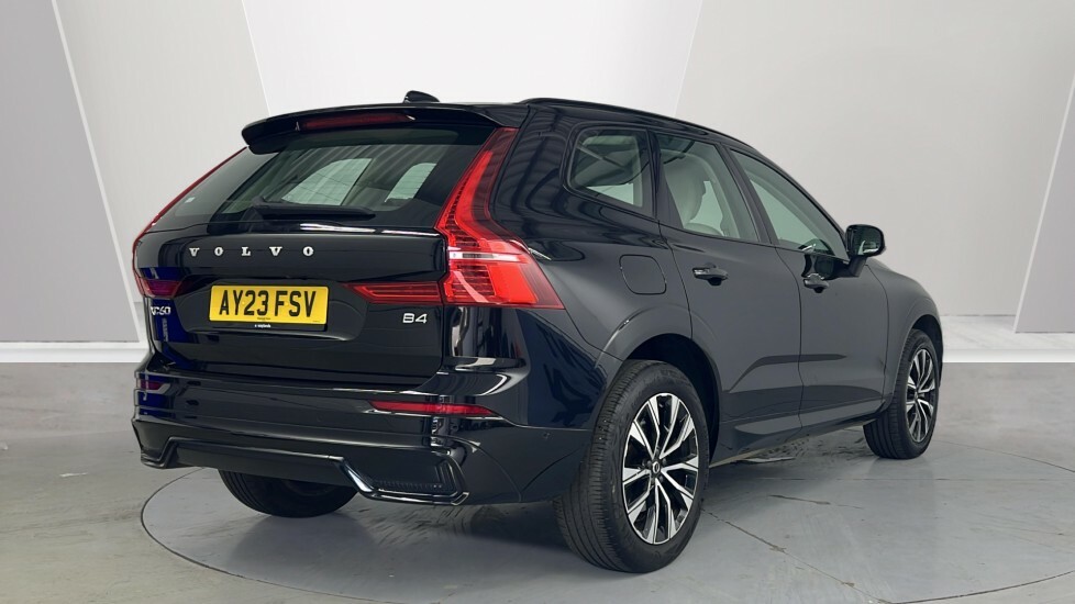 Volvo XC60 Plus, B4 Mild Hybrid, Dark AY23FSV Black #2