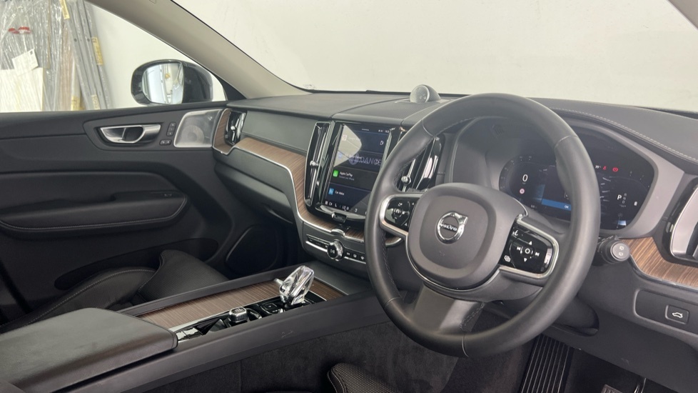 Volvo XC60 Ultimate, B5 Awd Mild Hybrid, Dark FX72LFO Silver #4