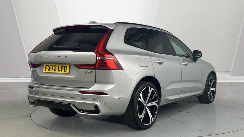 Volvo XC60 Ultimate, B5 Awd Mild Hybrid, Dark FX72LFO Silver #2