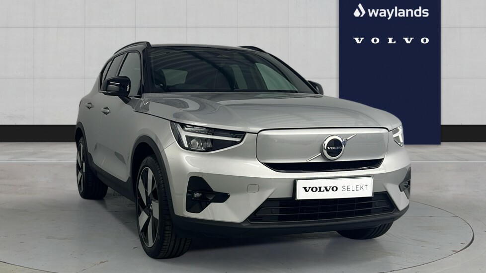 Volvo EX40 Plus, Single Motor Extended Range, Silver