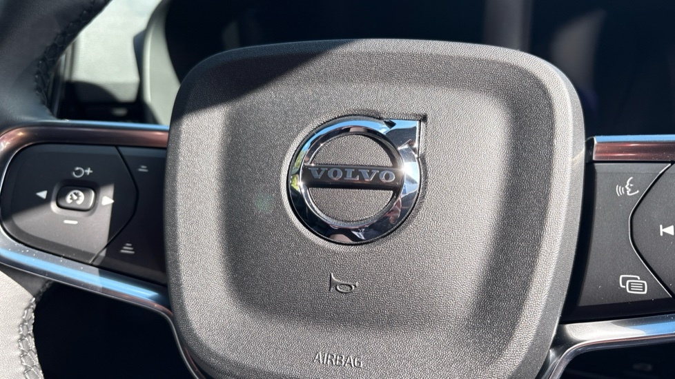 Volvo EX40 Black Edition Ultra, Single Motor Extended Range, Blue #54