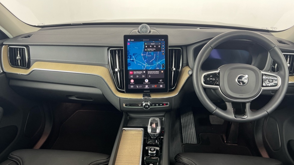 Volvo XC60 2.0 B5p Ultra Dark Awd Geartronic  #5