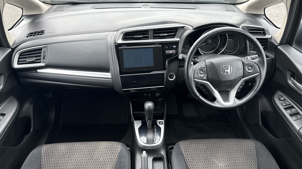 Honda Jazz Honda Jazz 1.3 I-vtec Ex Navi Hatchback MV69FSG Silver #4