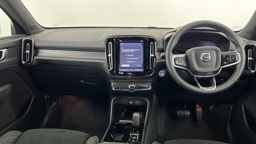 Volvo XC40 Plus, B3 Mild Hybrid, Dark YK24PWT Grey #5