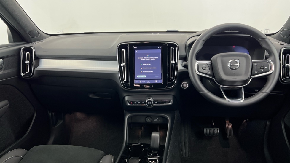 Volvo XC40 Plus, B3 Mild Hybrid, Dark RF25XBG Grey #5