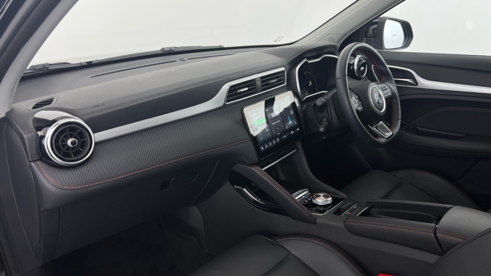 MG ZS 130Kw Trophy Connect Ev 51Kwh Black #3