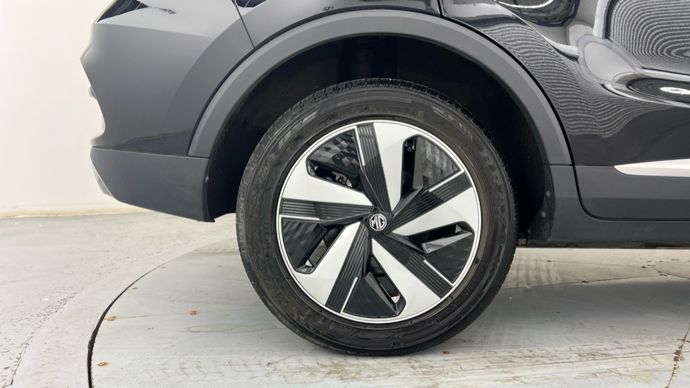 MG ZS 130Kw Trophy Connect Ev 51Kwh Black #5