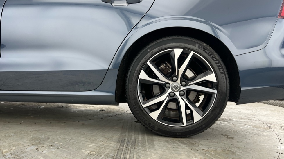 Volvo V60 R-design, B3 Mild Hybrid Blue #4