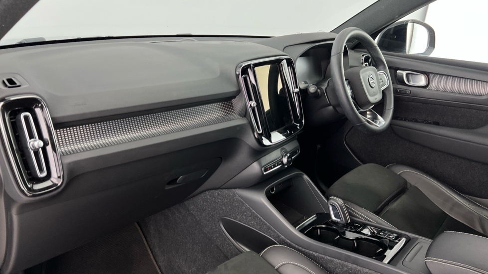 Volvo XC40 R-design Pro, T3 DA22FSG Grey #6