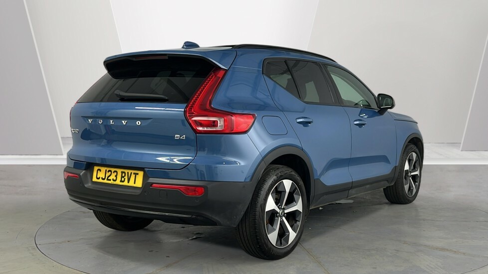 Volvo XC40 Ultimate, B4 Mild Hybrid, Dark CJ23BVT Blue #2