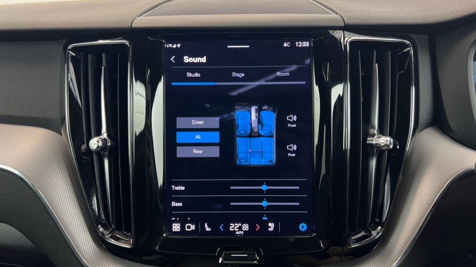 Volvo XC60 R Design Black #61