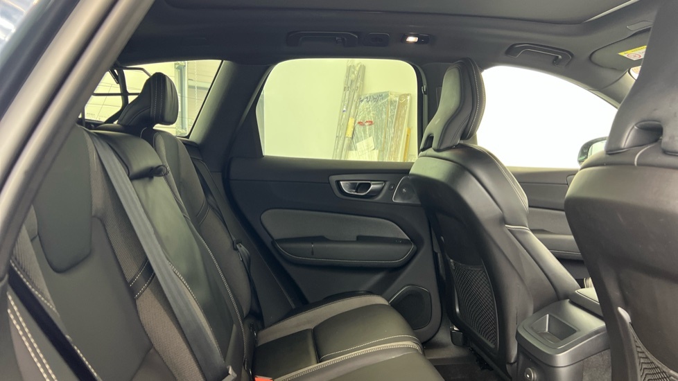Volvo XC60 Recharge R-design Pro, T8 Awd Plug-in Hybrid 22 Blue #6