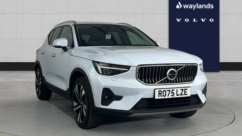 Volvo XC40 Ultra, B4 Mild Hybrid, Bright Blue
