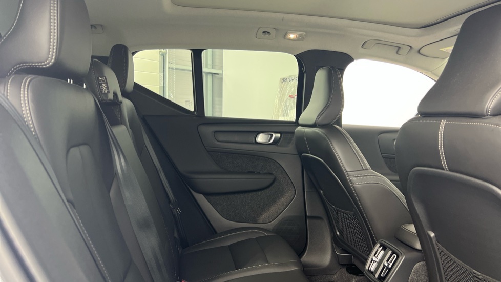Volvo XC40 Ultra, B4 Mild Hybrid, Bright RO75LZE Blue #6