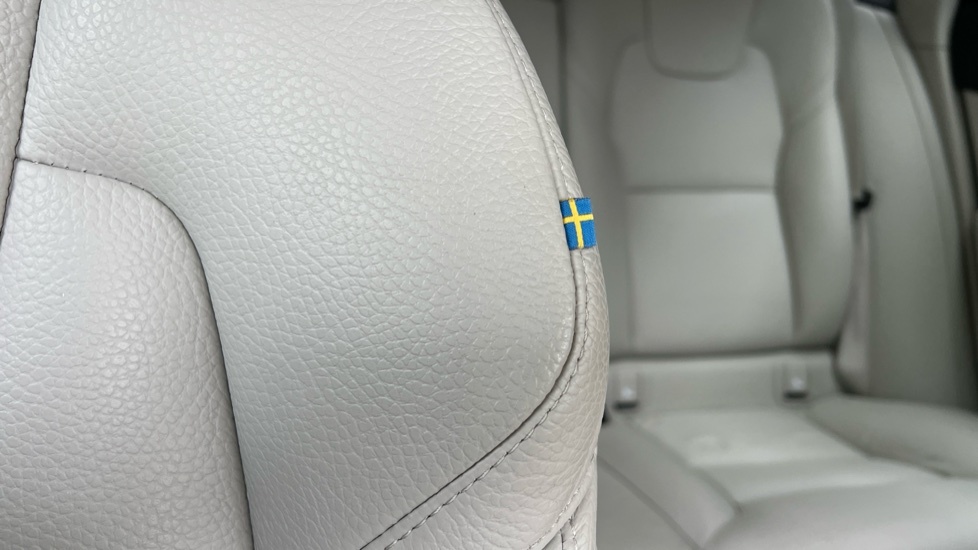 Volvo V90 Cross Country 2.0 B5d Cross Country Plus Awd Blue #51