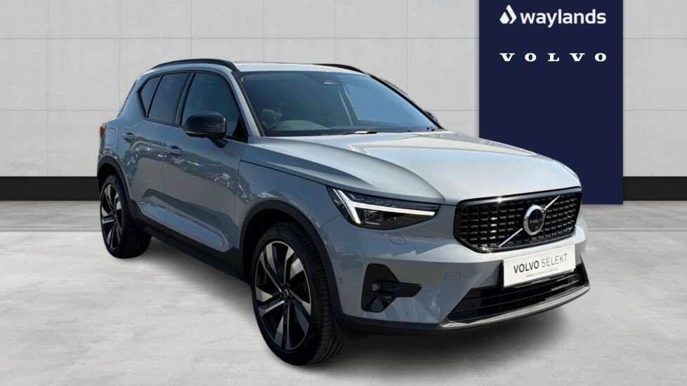 Volvo XC40 Ultra, B3 Mild Hybrid, Dark Grey