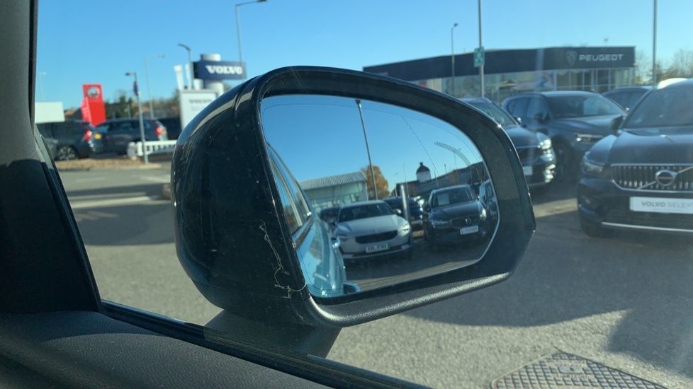 Volvo XC40 Plus, B3 Mild Hybrid, Dark 2.0 Grey #24