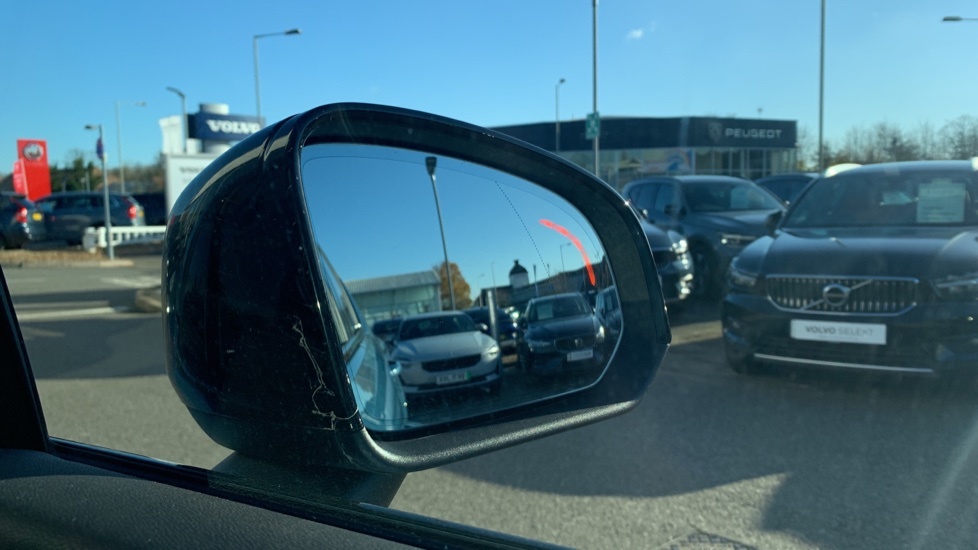 Volvo XC40 Plus, B3 Mild Hybrid, Dark 2.0 Grey #25