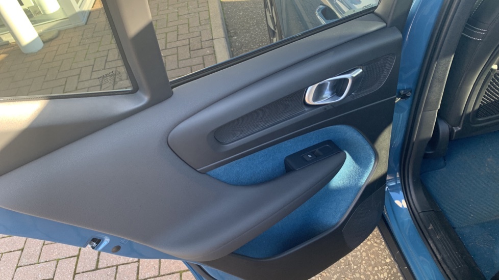 Volvo XC40 Plus, B3 Mild Hybrid, Dark 2.0 Grey #34