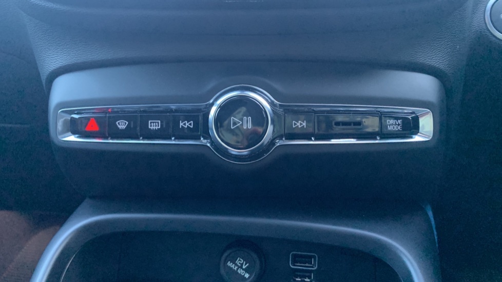 Volvo XC40 Plus, B3 Mild Hybrid, Dark 2.0 Grey #43