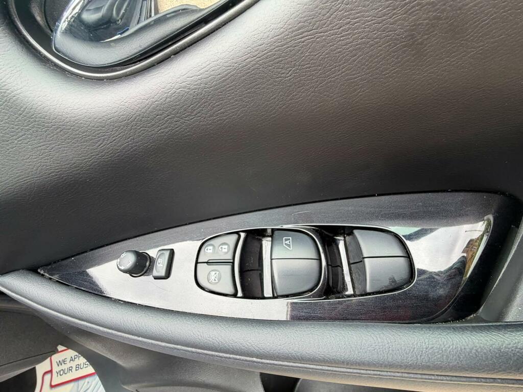 Nissan Leaf Hatchback Silver #24