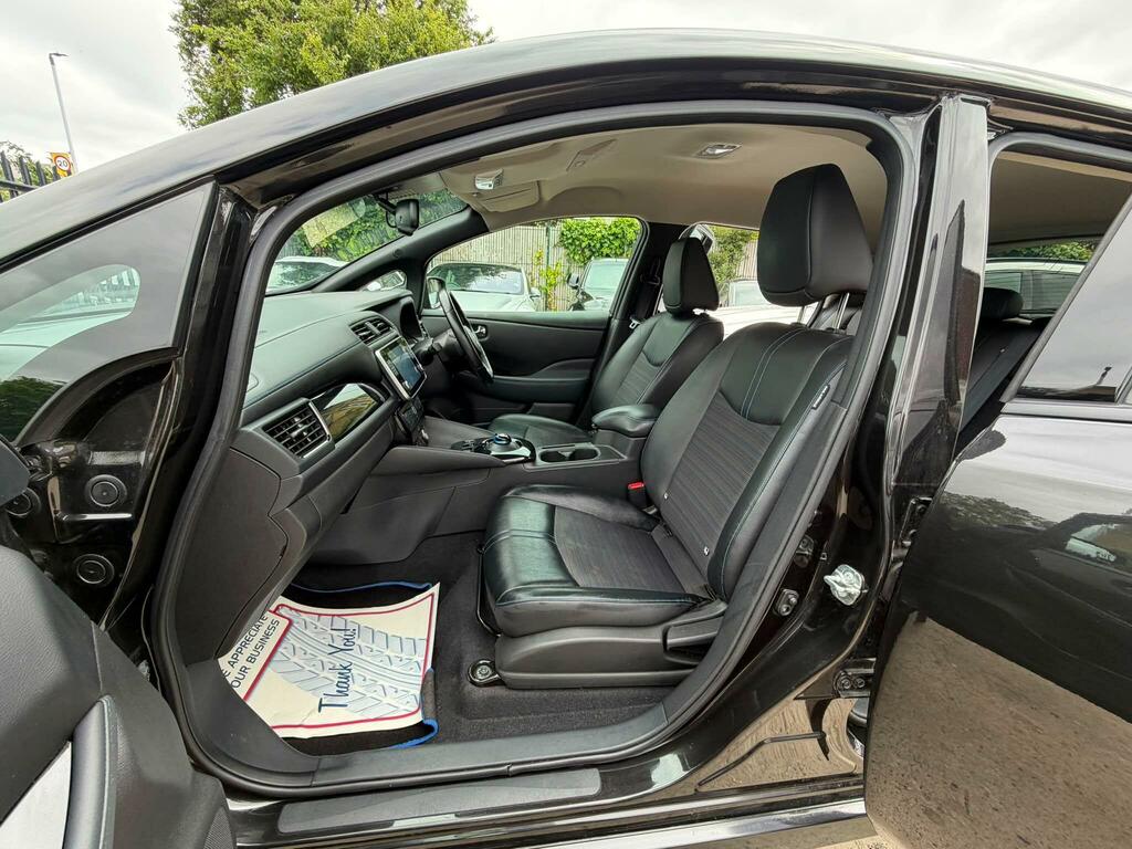 Nissan Leaf Hatchback Silver #32
