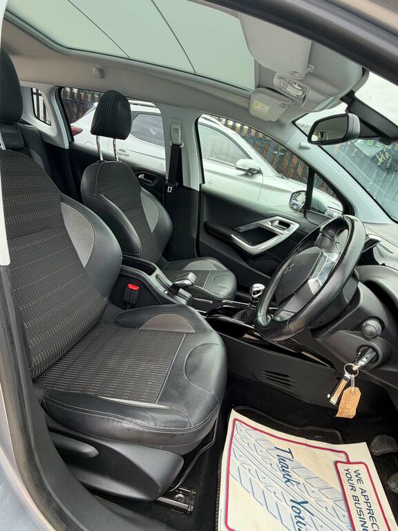 Peugeot 2008 2008 Active Puretech Ss Grey #11