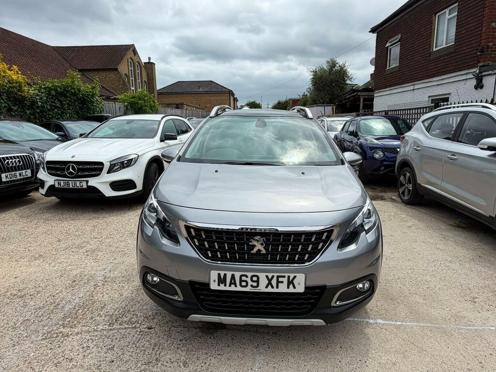 Peugeot 2008 Allure Premium Grey #3
