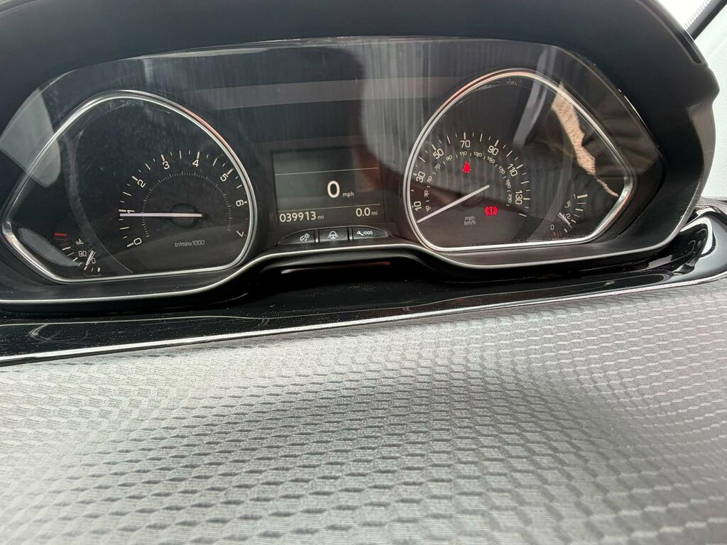 Peugeot 2008 2008 Active Puretech Ss Grey #32